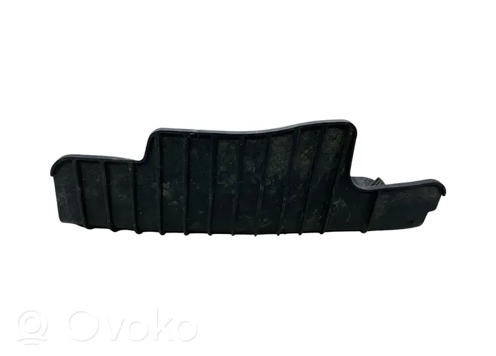 Audi A4 S4 B9 Osłona tylna podwozia 8W0505416E