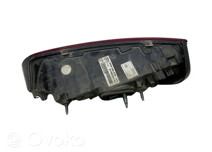 Audi A4 S4 B9 Luci posteriori del portellone del bagagliaio 8W9945075