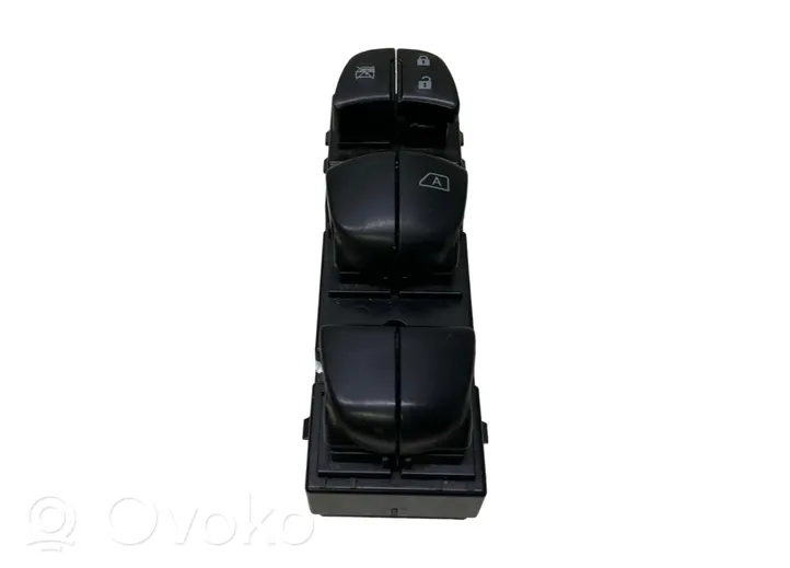 Nissan Juke I F15 Przyciski szyb 254011KK0A