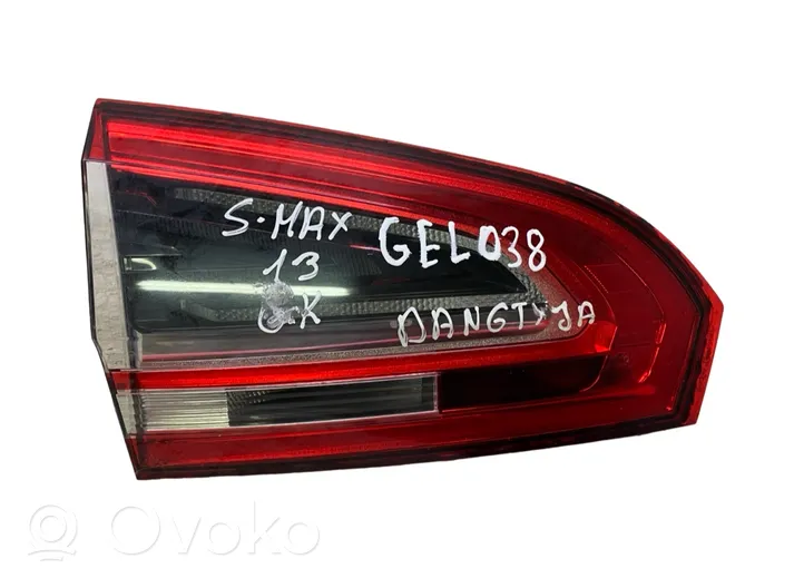 Ford S-MAX Lampy tylnej klapy bagażnika AM2113A603AF