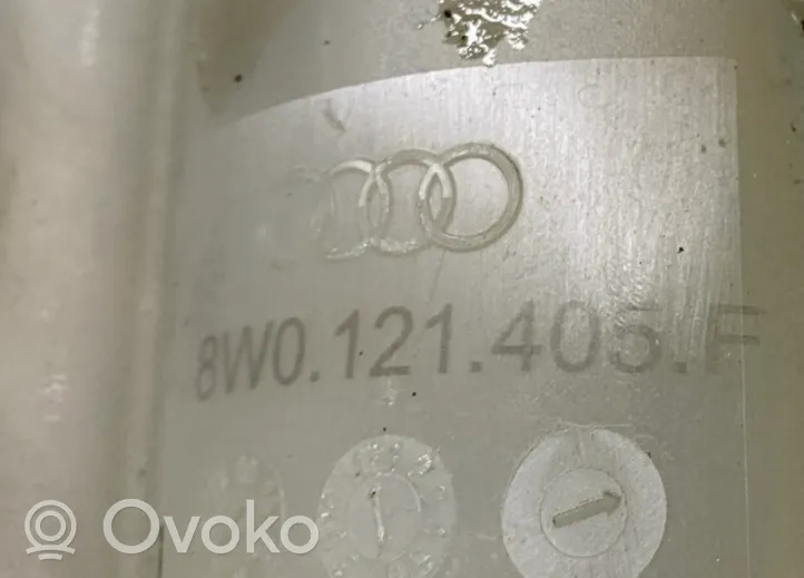 Audi A4 S4 B9 Vase d'expansion / réservoir de liquide de refroidissement 8W0121405F