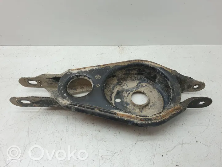 Chrysler Pacifica Querlenker hinten 68218021AA