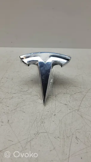 Tesla Model X Valmistajan merkki/logo/tunnus 104788400D