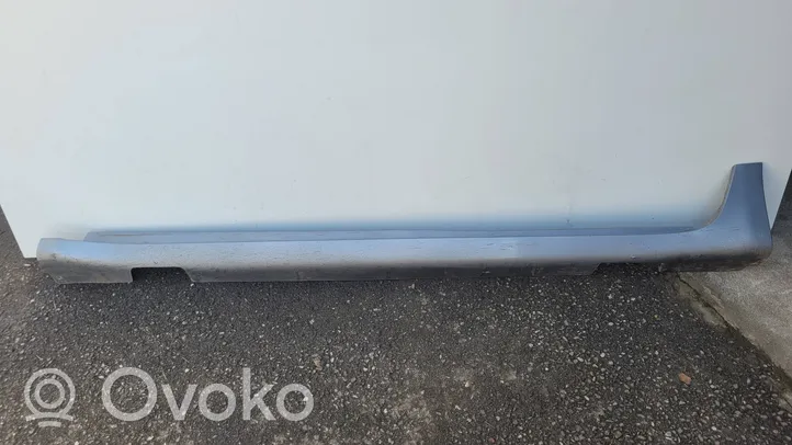 Chrysler Pacifica Sill 