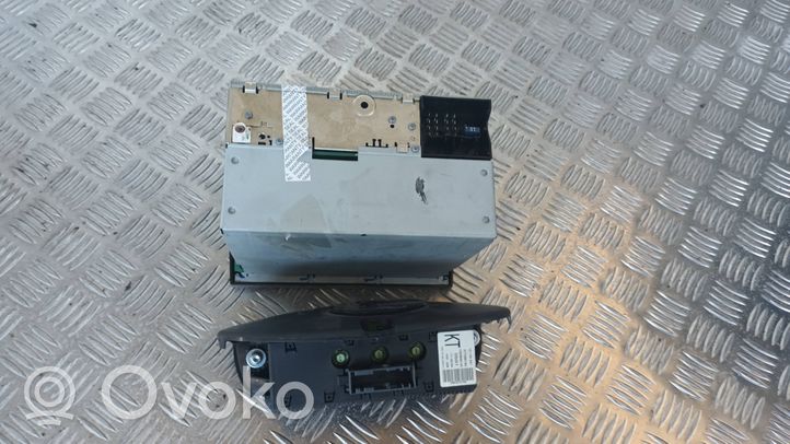 Opel Meriva A Radio/CD/DVD/GPS head unit 13190855