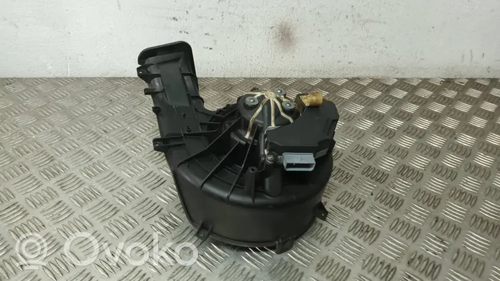 Opel Signum Heater fan/blower 985852T