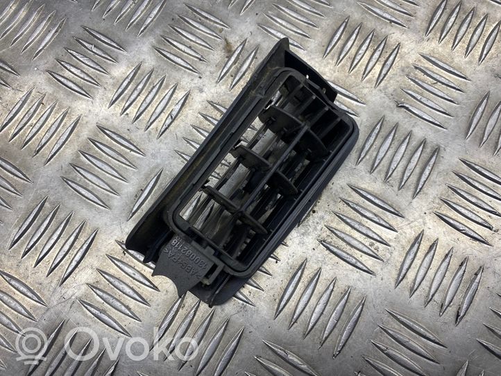 Volvo S80 Copertura griglia di ventilazione laterale cruscotto 130082118