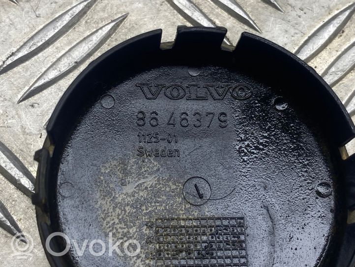 Volvo XC70 Dekielki / Kapsle oryginalne 8646379