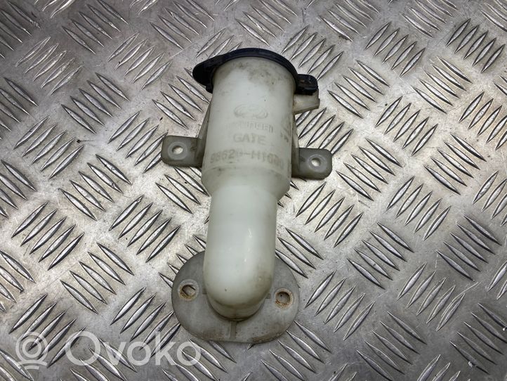 Hyundai Terracan Window washer liquid tank fill tube 98620H1000