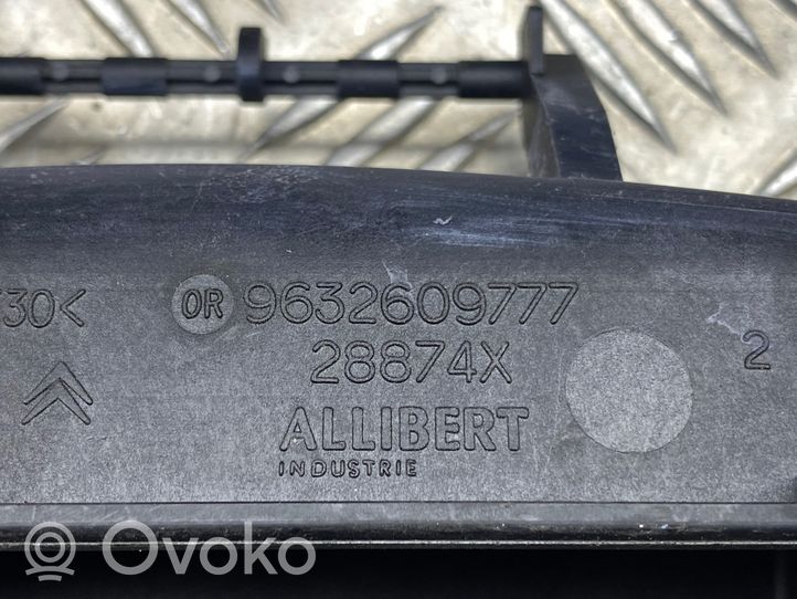 Citroen C5 Popielniczka deski rozdzielczej 9632609777