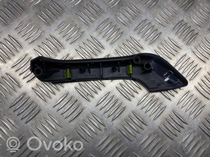 Volkswagen Touran I Takaoven kahvan kehys 1T0867172C