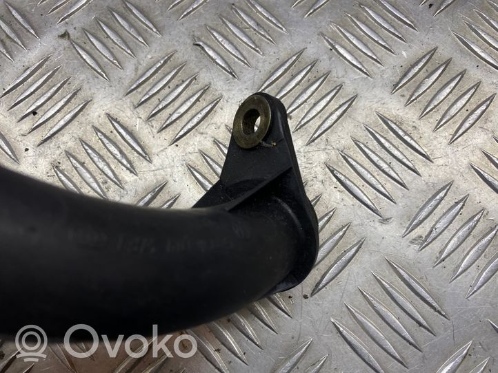 Volkswagen Polo III 6N 6N2 6NF Intake resonator 028129617