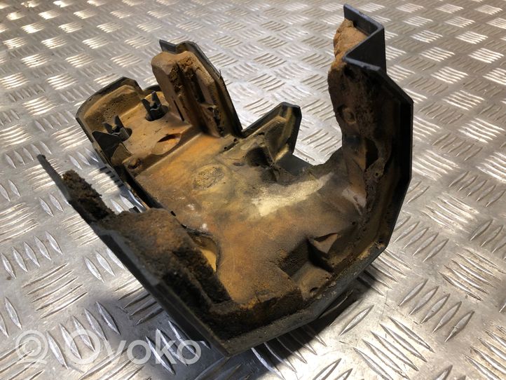 Ford Focus Altra parte del vano motore XS4Q9B374AB