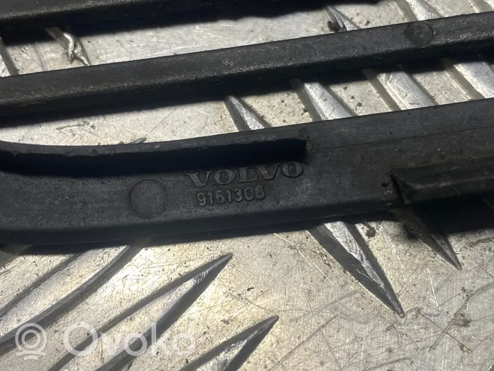 Volvo 850 Grille inférieure de pare-chocs avant 9151306