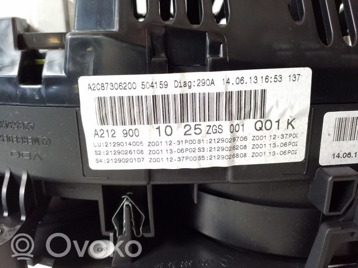 Mercedes-Benz E C207 W207 Tachimetro (quadro strumenti) A2129001025