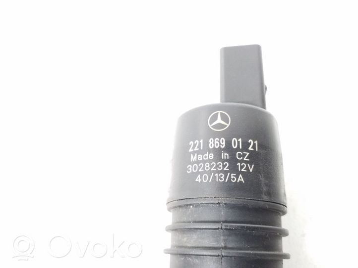 Mercedes-Benz SLK R172 Pompe de lave-glace de pare-brise A2218690121