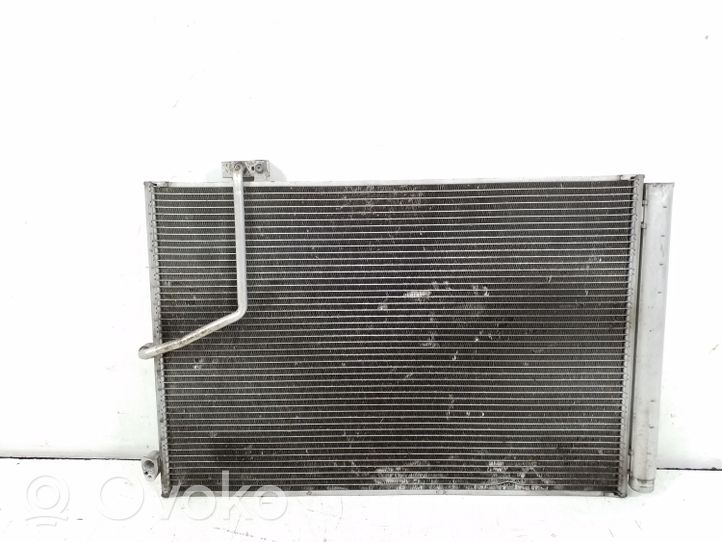 Mercedes-Benz SLK R172 Radiateur condenseur de climatisation A2045000554