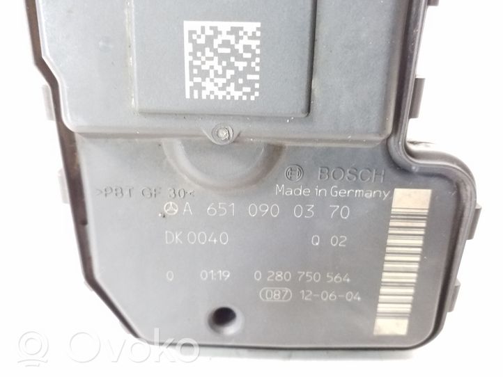 Mercedes-Benz E C207 W207 Clapet d'étranglement A6510900370