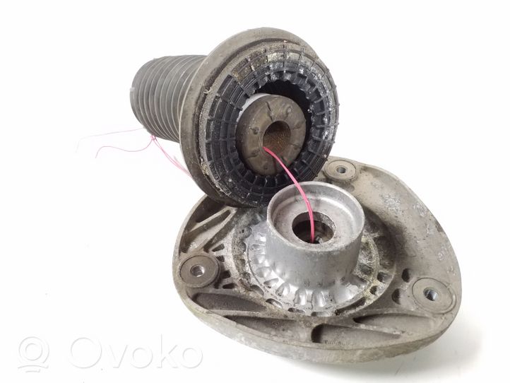 Mercedes-Benz SLK R172 Support de jambe de force supérieur avant A1723200273