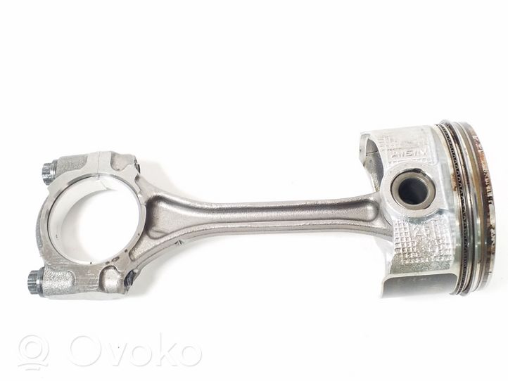 Toyota Yaris Piston 