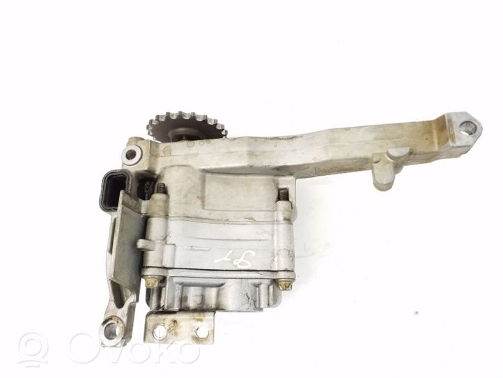 Mercedes-Benz ML W164 Pompe à huile A6421810901