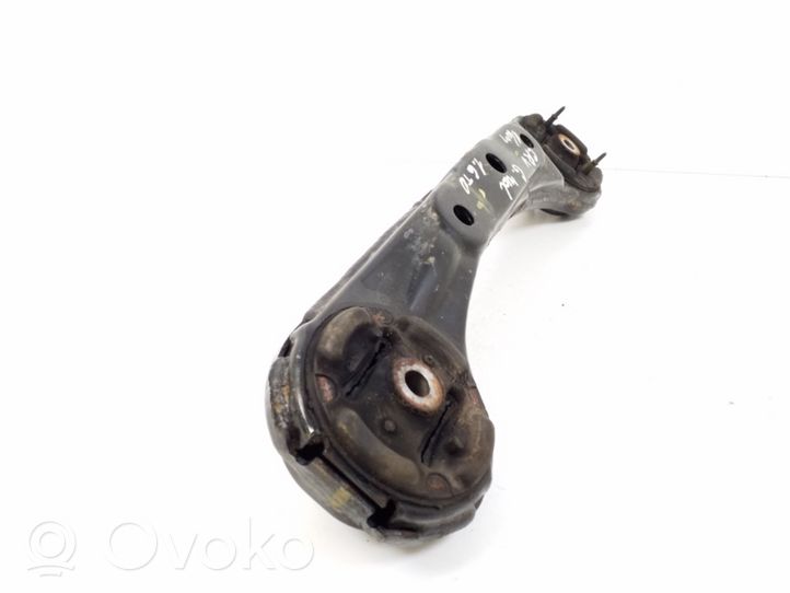 Honda CR-V Rear differential/diff mount bracket 