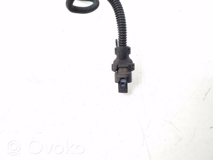 Mercedes-Benz E C207 W207 Sensore di temperatura dei gas di scarico A0009050632