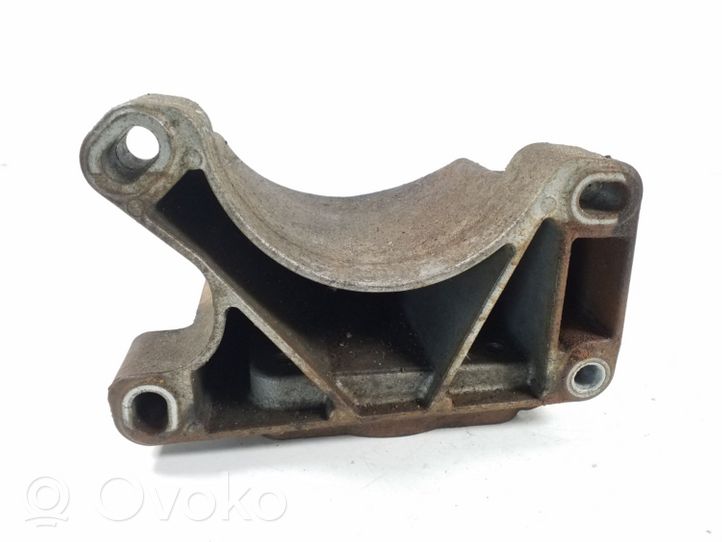 Jeep Grand Cherokee Gearbox mounting bracket 68185207AB