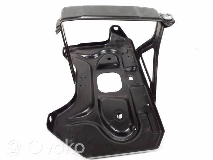 Mercedes-Benz E W212 Staffa di montaggio della batteria A2126280318