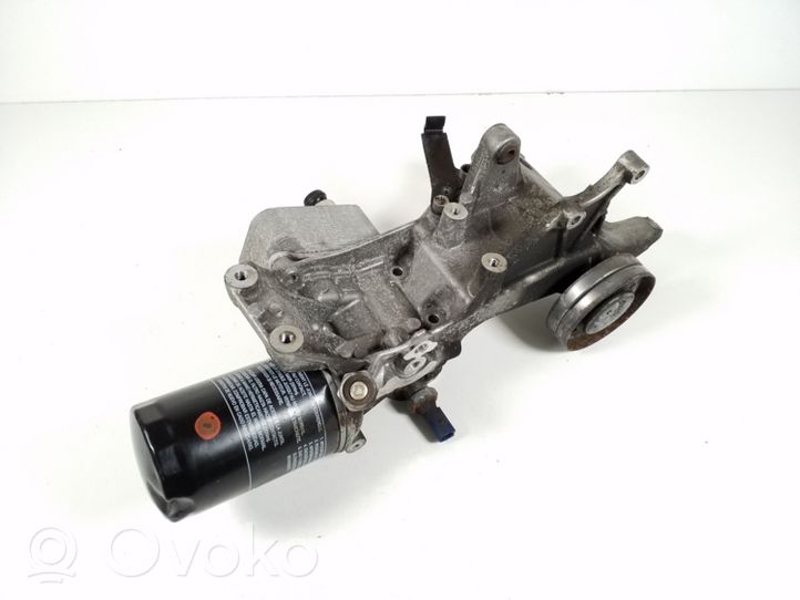 Audi A5 8T 8F Support de filtre à huile 06J117021J