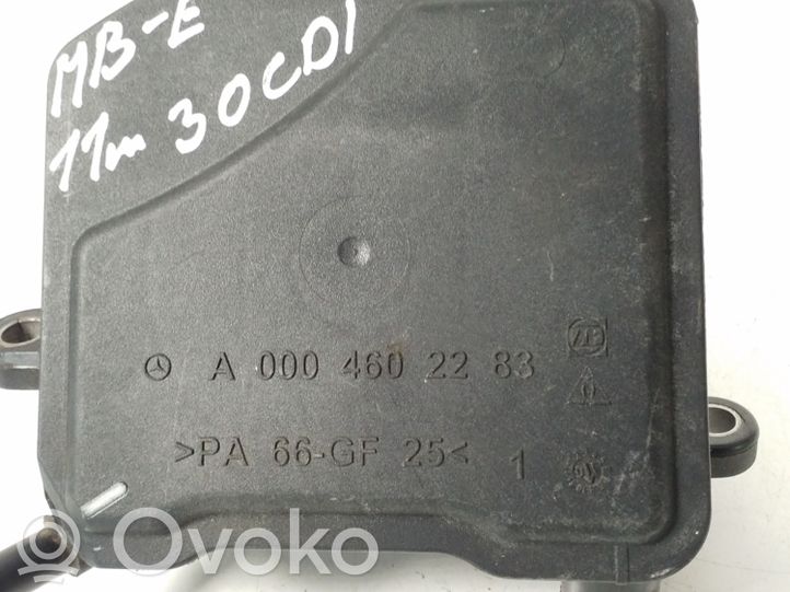 A0004602283 MercedesBenz E W212 Power steering fluid tank/reservoir