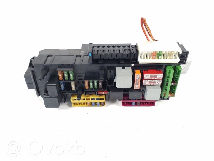 Mercedes-Benz GLK (X204) Fuse module A2049061005