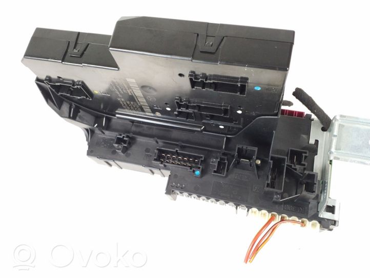 Mercedes-Benz GLK (X204) Module de fusibles A2049061005