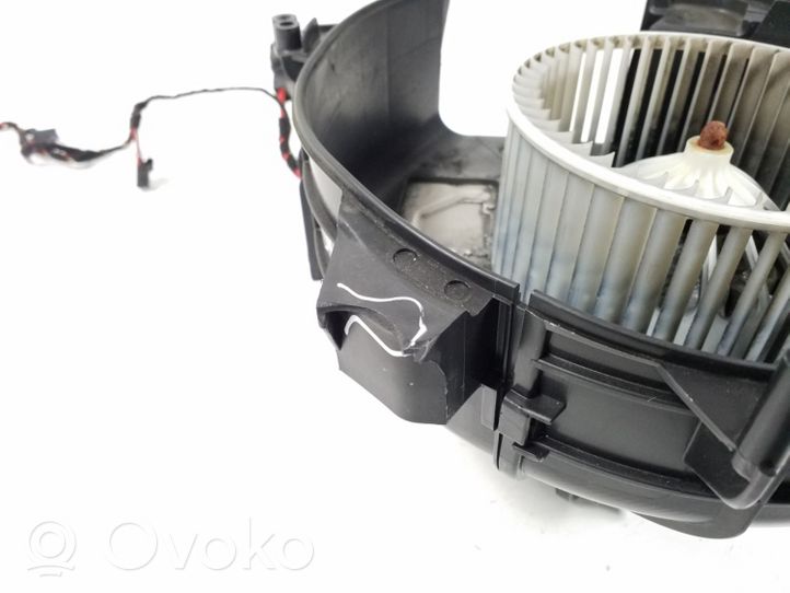 BMW 7 F01 F02 F03 F04 Motor/activador trampilla del aire acondicionado (A/C) 9200936