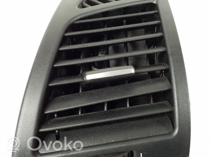 BMW 1 E82 E88 Dashboard side air vent grill/cover trim 7059187