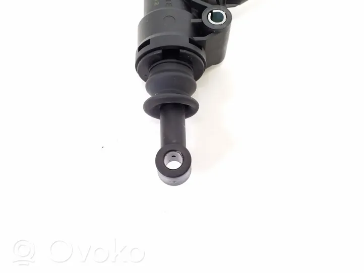 Mercedes-Benz C W204 Główny cylinder sprzęgła A2042900112