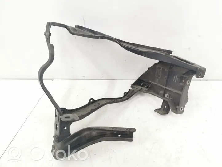 Mercedes-Benz E W212 Support phare frontale A2126204700