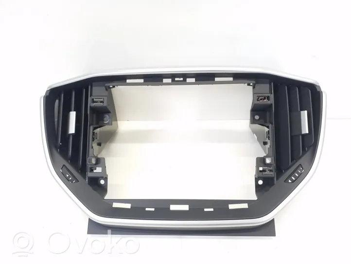 Maserati Ghibli Centrālais gaisa ventilācijas režģis 08904000