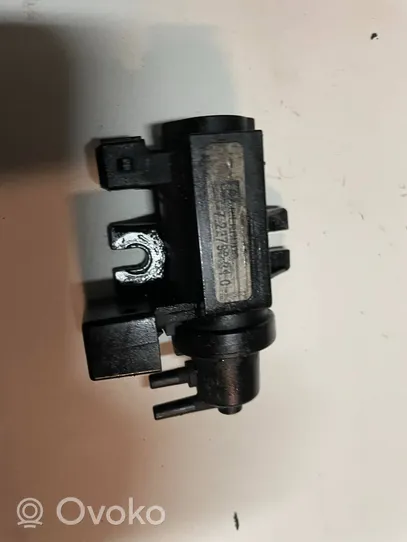 BMW X5 E70 Vacuum valve 722796