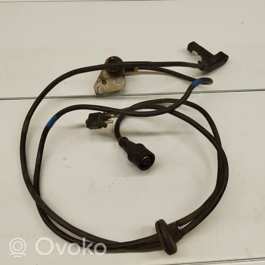 Mercedes-Benz 190 W201 ABS Sensor 0265001052