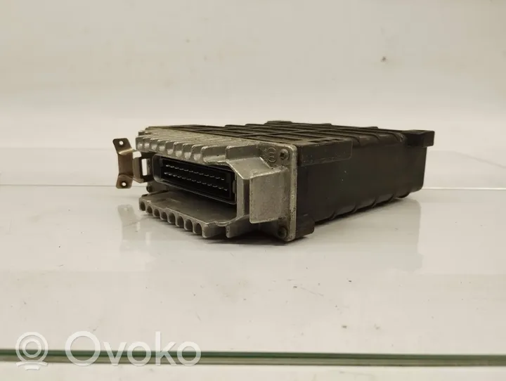 Mercedes-Benz E W124 Sterownik / Moduł ECU 0075451532