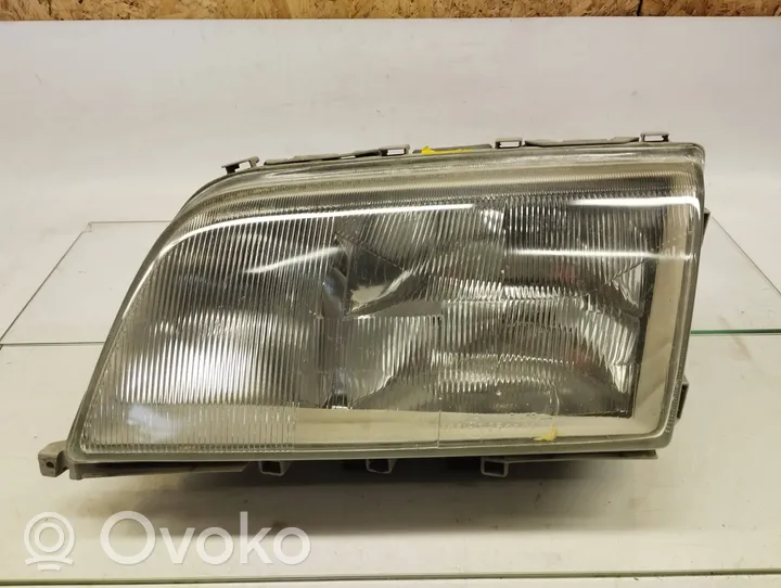 Mercedes-Benz C W202 Phare frontale 2028200761