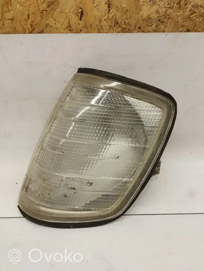 Mercedes-Benz E W124 Front indicator light 1248260043