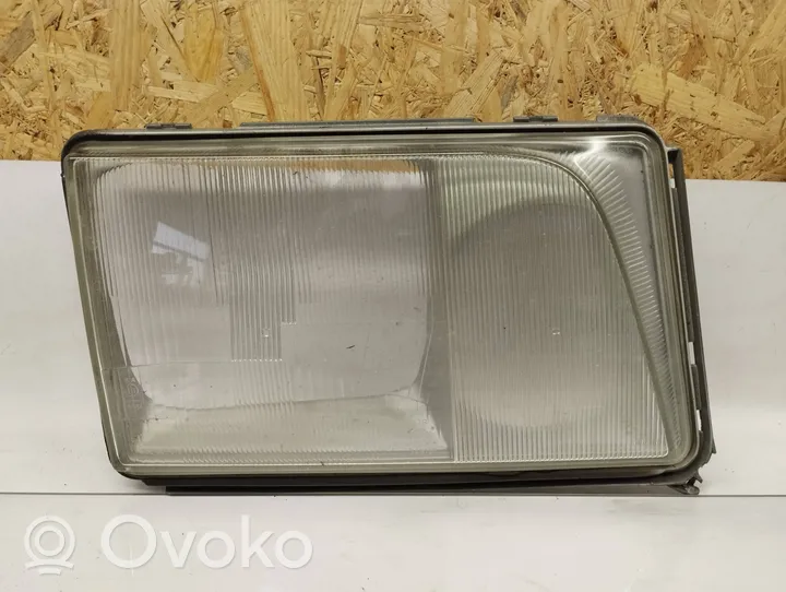 Mercedes-Benz E W124 Klosze lamp przednich 1248205266