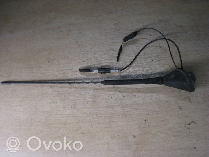 Alfa Romeo GT Antena (GPS antena) 