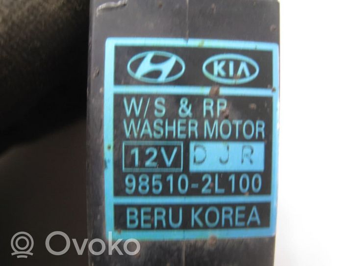 Hyundai i30 Pompe de lave-glace de pare-brise 985102L100