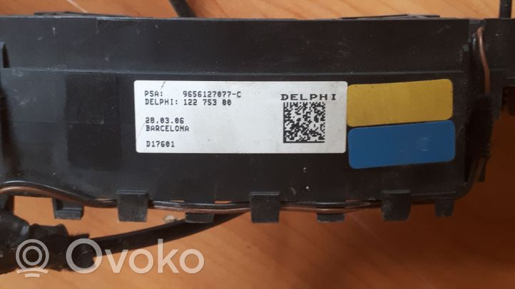 Citroen C3 Monikäyttöinen ohjauskytkin/nuppi 9656127077