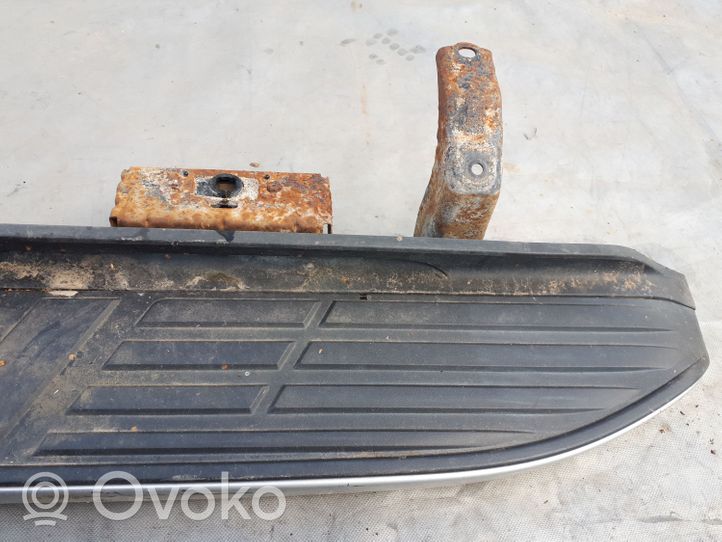 Toyota Land Cruiser (J150) Rivestimento sottoporta/minigonna laterale 