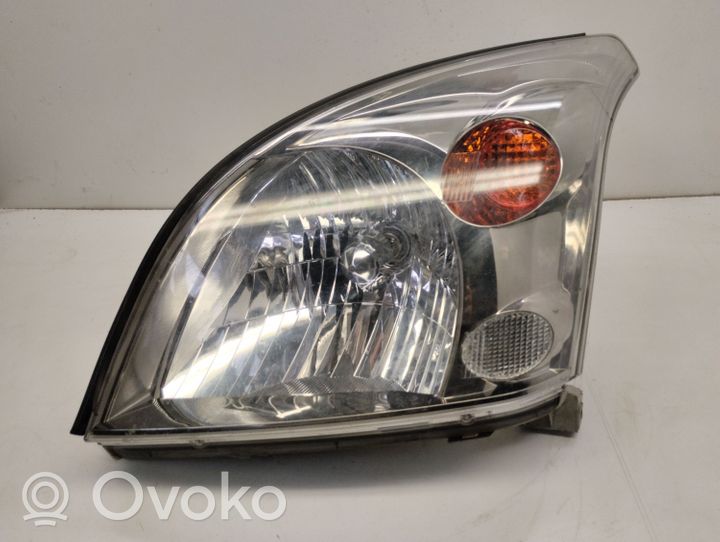 Toyota Land Cruiser (J120) Faro/fanale 811706A061