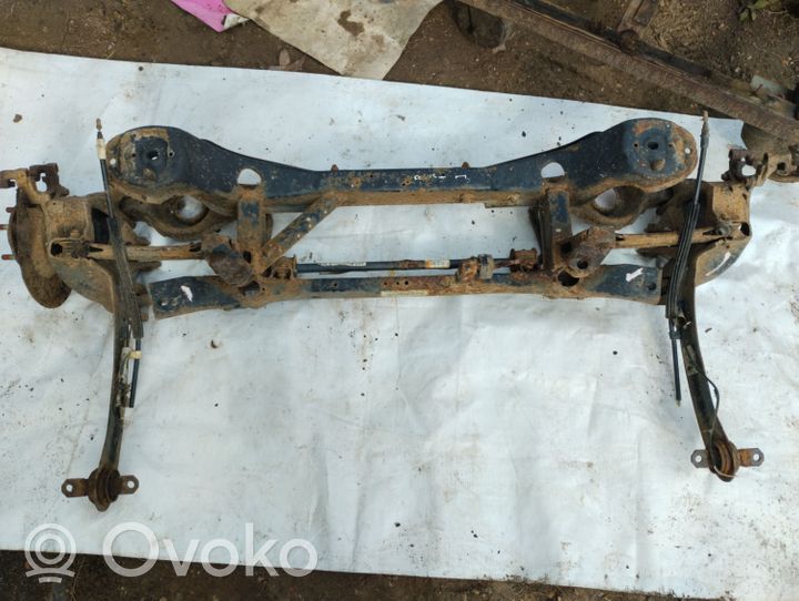 Ford Focus Sottotelaio posteriore 4N515K067